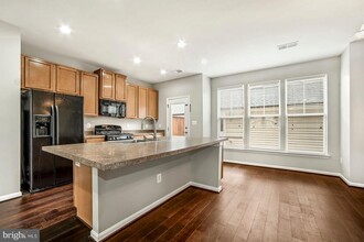 12016 Lake Baldwin Dr in Bristow, VA - Building Photo - Building Photo