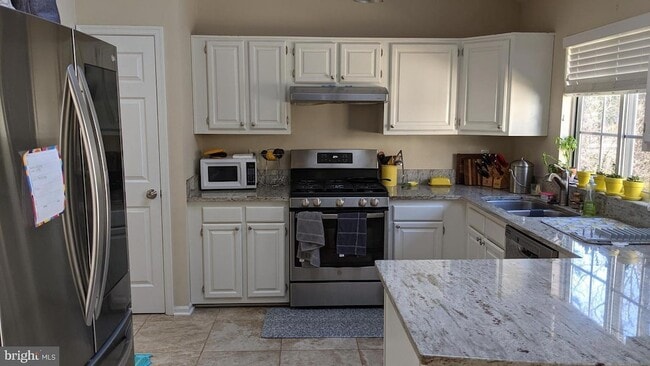 407 Deerpath Ave SW in Leesburg, VA - Building Photo - Building Photo