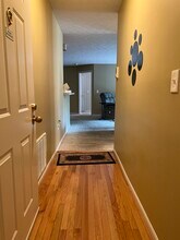 7392 Ridgepoint Dr, Unit 6 in Cincinnati, OH - Foto de edificio - Building Photo