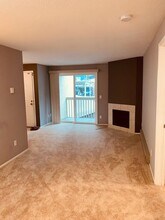 9474 Redmond - Woodinville Rd NE in Redmond, WA - Building Photo - Building Photo