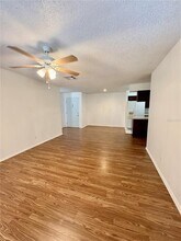 231 Red Maple Pl in Brandon, FL - Building Photo - Building Photo