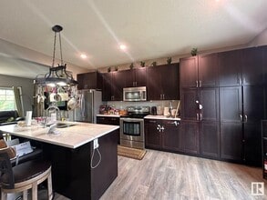 5329 Crabapple Loop SW in Edmonton, AB - Building Photo - Building Photo