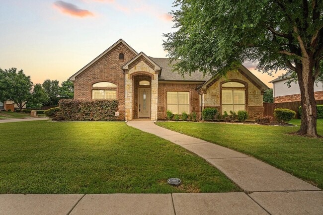 401 Shumard Oak Trail