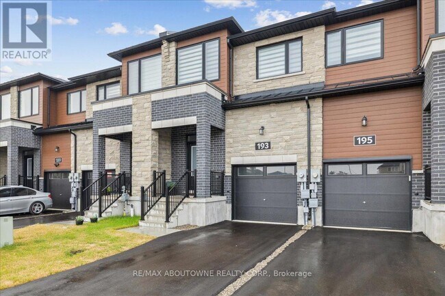 193 Lormont Blvd in Hamilton, ON - Building Photo - Building Photo