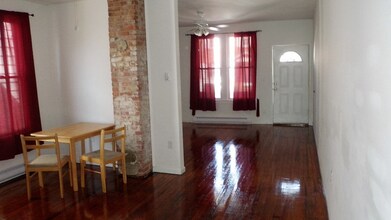 64 S Broadway in Frostburg, MD - Building Photo - Building Photo