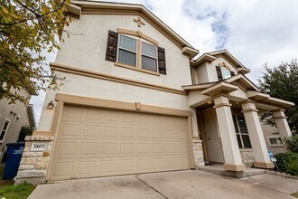 7403 Sunset Heights Cir in Austin, TX - Building Photo - Building Photo