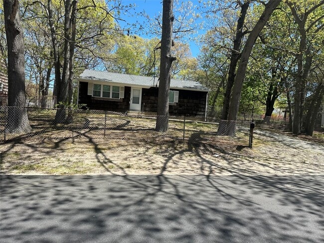 property at 67 Judith Dr