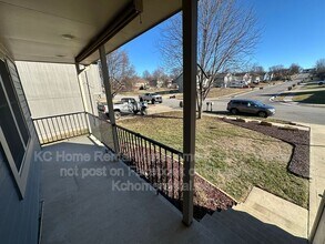 224 S Huntsman Blvd in Raymore, MO - Building Photo - Building Photo