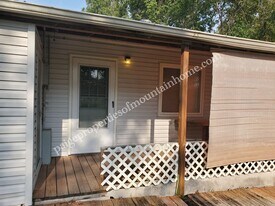 49 Christopher Ln in Mountain Home, AR - Building Photo