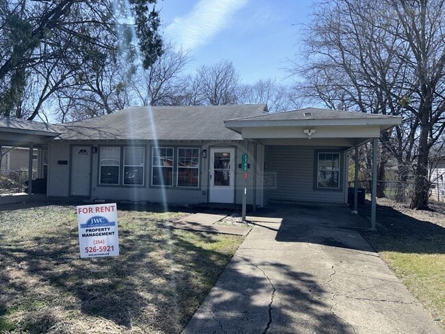 1702 Alamo Ave in Killeen, TX - Building Photo - Building Photo