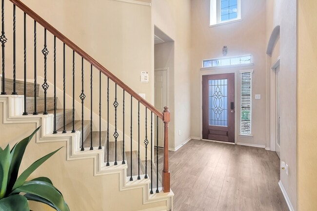 property at 10 W Lasting Spring Cir