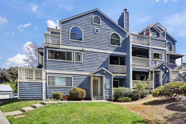 219 Sea Crest Cir in Vallejo, CA - Building Photo - Building Photo