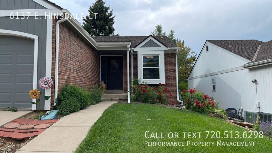 6137 E Hinsdale Ct in Centennial, CO - Building Photo