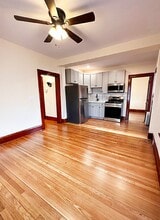 44 Drew St in Burlington, VT - Foto de edificio - Building Photo