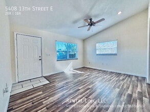 5408 13th St E in Bradenton, FL - Building Photo - Building Photo