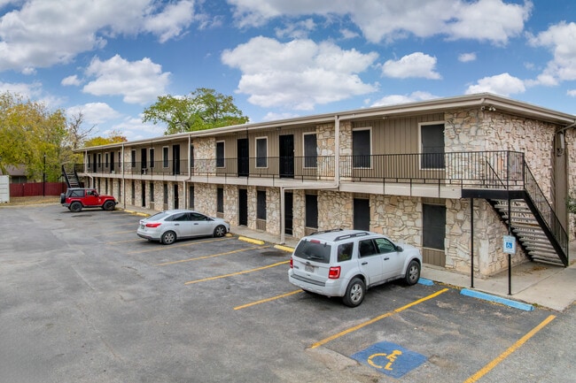 Aristocrat Apartments