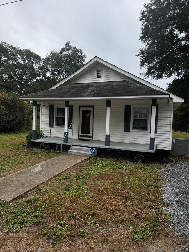 property at 1321 Lowder St