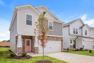 1028 Cherry Stem Rd in Haw River, NC - Building Photo - Building Photo