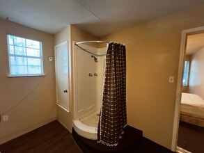 1321 Garden Path Dr, Unit 1 in Round Rock, TX - Foto de edificio - Building Photo