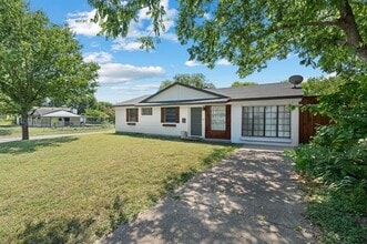 3734 Olney Ct in Dallas, TX - Building Photo - Building Photo