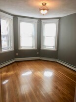 1673 Commonwealth Ave, Unit 12 in Boston, MA - Building Photo