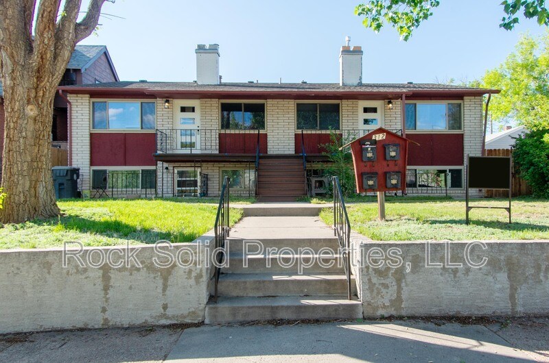 312 E 27th St in Cheyenne, WY - Building Photo