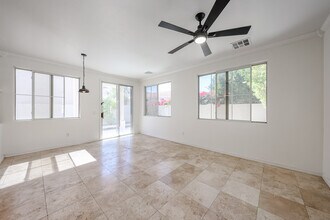 337 W Mountain Sage Dr in Phoenix, AZ - Building Photo - Building Photo