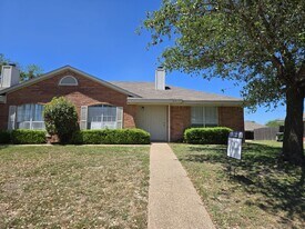 913 Vanessa Dr in Hewitt, TX - Building Photo