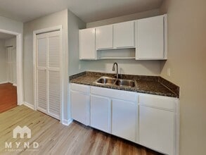 4053 Doster St SW in Atlanta, GA - Building Photo - Building Photo