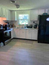 8271 Pelican Rd in Englewood, FL - Building Photo - Building Photo