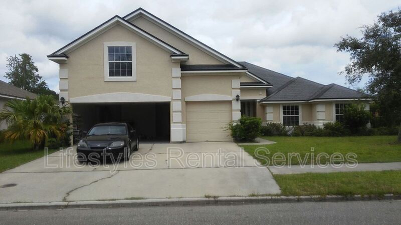 14437 Lake Jessup Dr in Jacksonville, FL - Building Photo