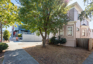 2032 Parker St in Berkeley, CA - Building Photo - Building Photo