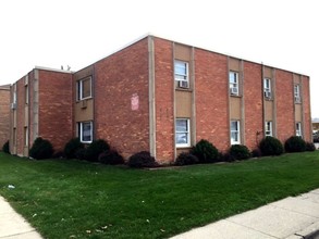 10221 Chestnut Ave in Franklin Park, IL - Building Photo - Building Photo