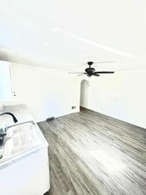 212 S Chestnut St, Unit 4 in Collinsville, IL - Building Photo - Building Photo
