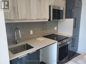 90-890 Glen Everest Rd in Toronto, ON - Building Photo - Building Photo