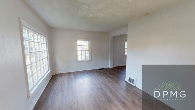 314 E Hillsdale St in Lansing, MI - Building Photo - Building Photo