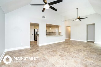 15619 Fern Ridge Dr in Houston, TX - Foto de edificio - Building Photo