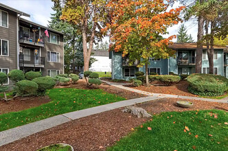 Beaver Cove in Lynnwood, WA - Building Photo - Building Photo