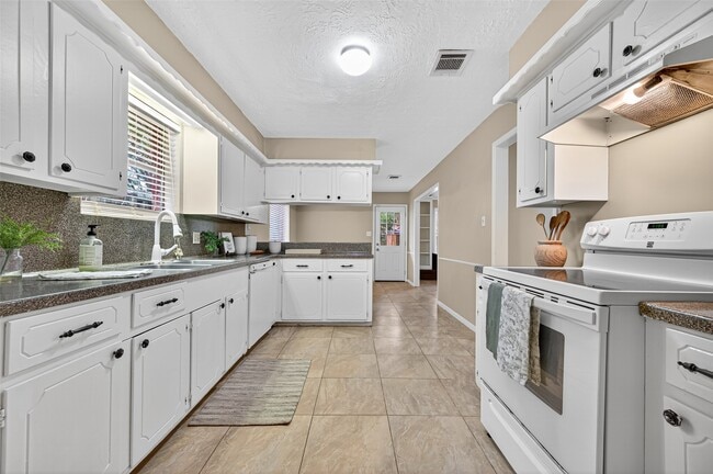 property at 23919 Farm Hill Dr