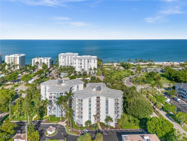 property at 1300 Gulf Shore Blvd N