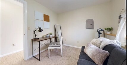 10 Southview Dr, Unit 10 Southview Dr in South Burlington, VT - Building Photo - Building Photo