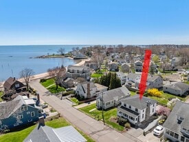 14 2nd Ave in Branford, CT - Building Photo