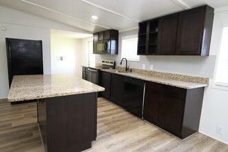 345 Miller St in Ray City, GA - Building Photo - Building Photo