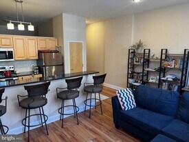 415 S 19th St in Philadelphia, PA - Building Photo