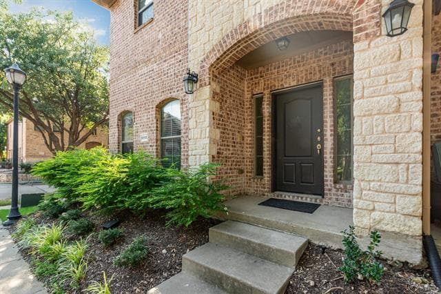 property at 6895 Pistoia Dr