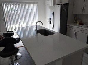 1790 SE 7th Ter in Florida City, FL - Building Photo - Building Photo