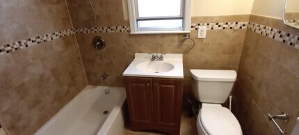 96 Bartholdi Ave-Unit -2 in Jersey City, NJ - Foto de edificio - Building Photo