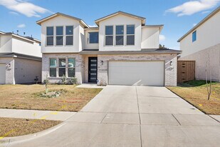 3768 Wenatche Dr in Dallas, TX - Building Photo