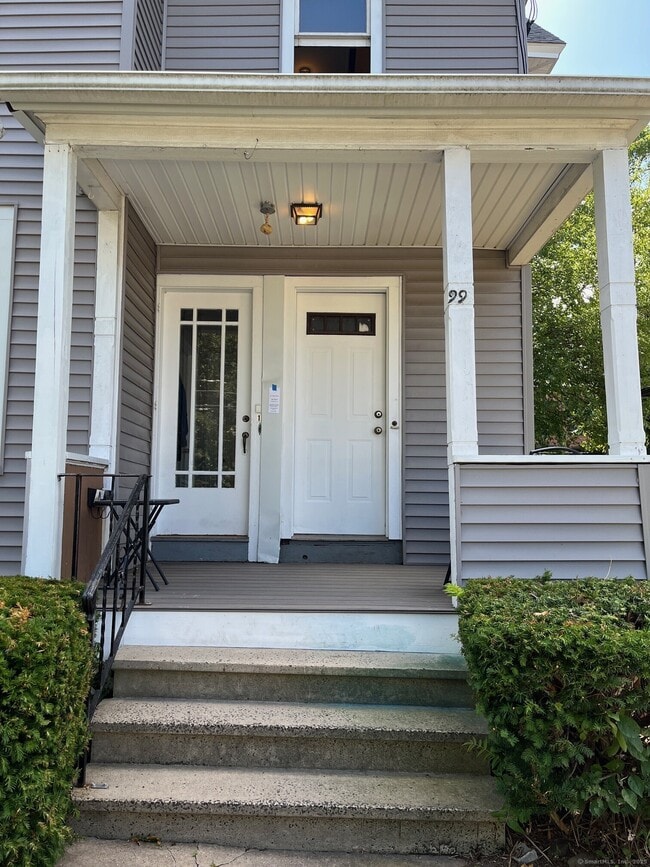 99 N Whittlesey Ave in Wallingford, CT - Building Photo - Building Photo