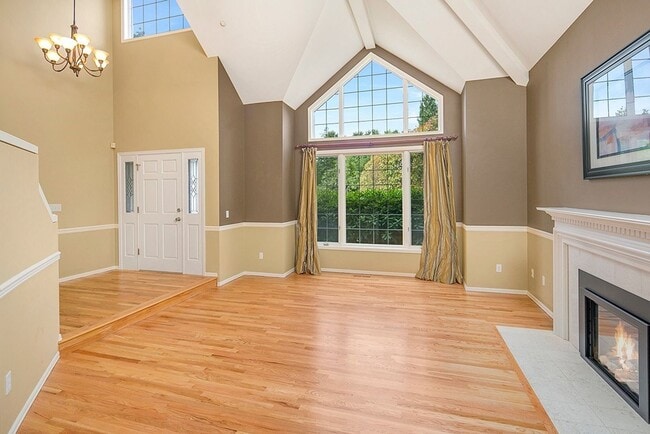 7811 146th Pl SE in Newcastle, WA - Building Photo - Building Photo